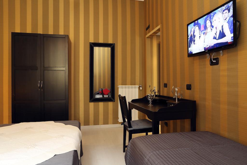Caracciolo Guest House Roma Camera foto