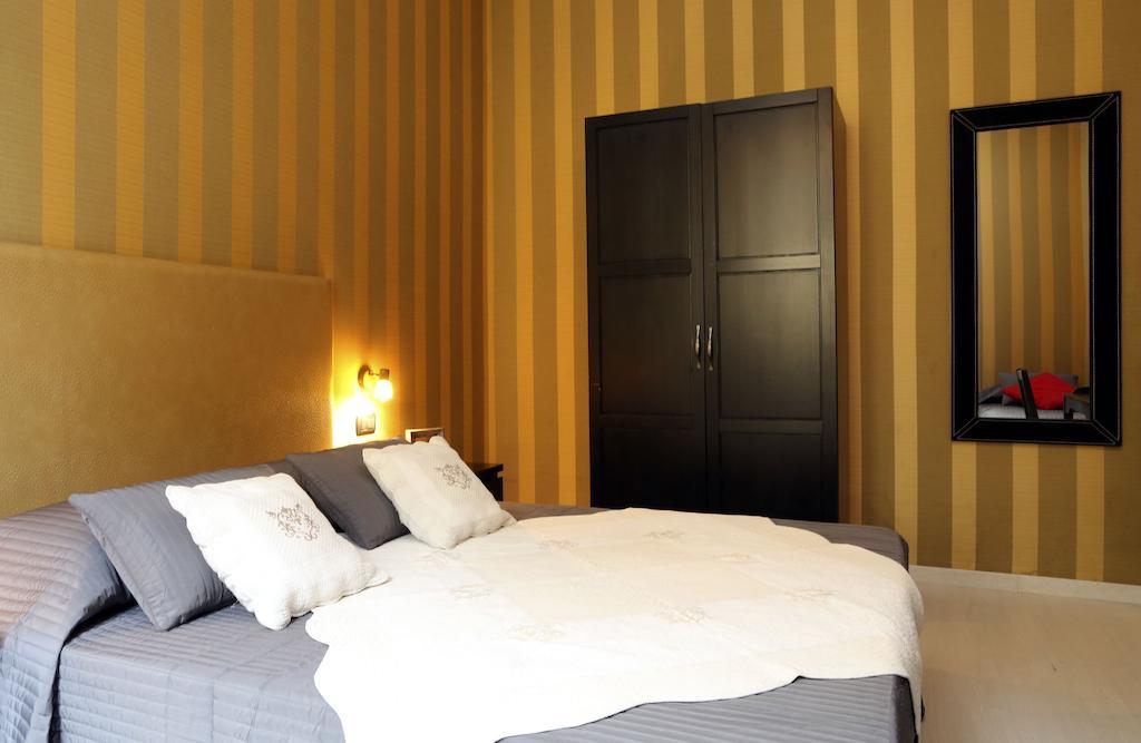 Caracciolo Guest House Roma Camera foto