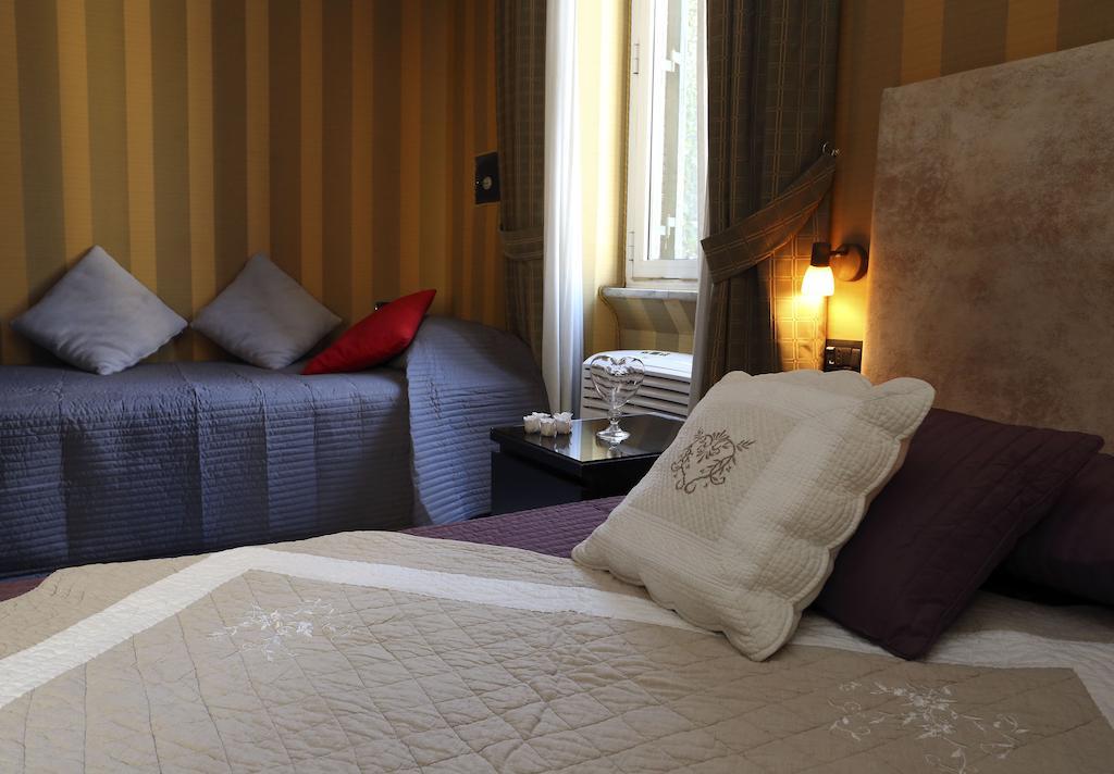 Caracciolo Guest House Roma Esterno foto